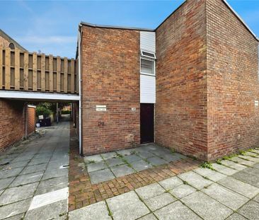 3 bedroom terraced house to rent - Photo 1