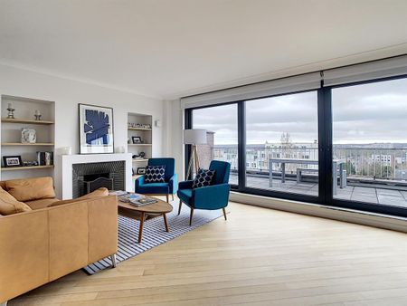 Roosevelt: Superb penthouse with large terrace - Photo 2