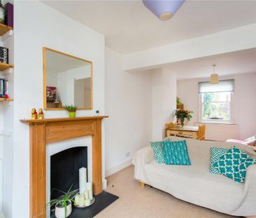 3 bedroom terraced house to rent - Photo 1