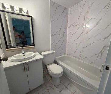 🏡 SUPERBE 4½ MODERNE À LOUER À BROMONT! 🏡 - Photo 4