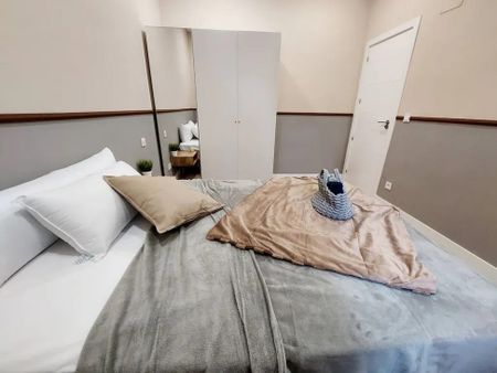 Calle Antonio Toledano, Madrid, Community of Madrid 28028 - Photo 4