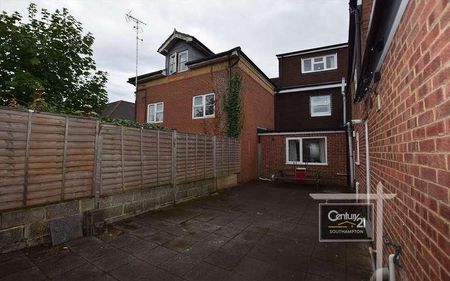 |ref: |, Lodge Road, Southampton, SO14 - Photo 2