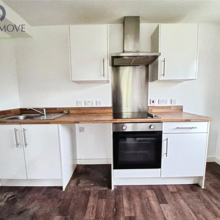 2 bedroom flat to rent - Photo 1