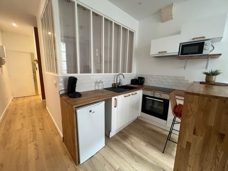 Location Appartement 2 pièces 33m² LA ROCHELLE 17000 - Photo 5