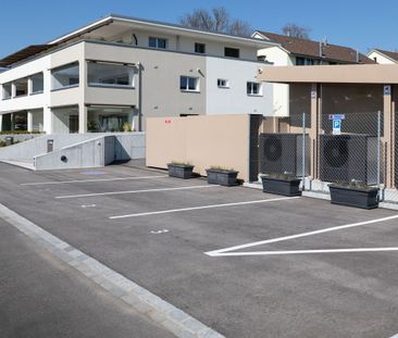 Modern, bright 1.5 ZWHG OG, 9 m² conservatory & 1 PARKING SPACE INC... - Photo 4