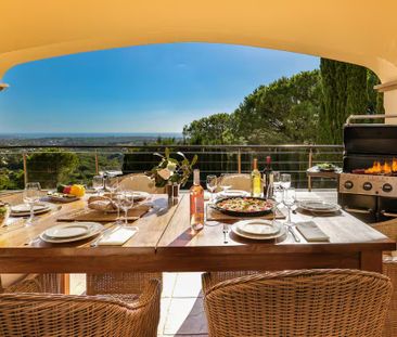 Sotogrande, Andalusia 11310 - Photo 1