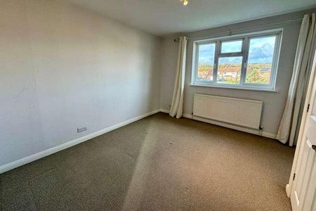 Buckingham Road, Petersfield, Hampshire, GU32 - Photo 4