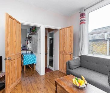 3 bedroom maisonette to rent - Photo 5