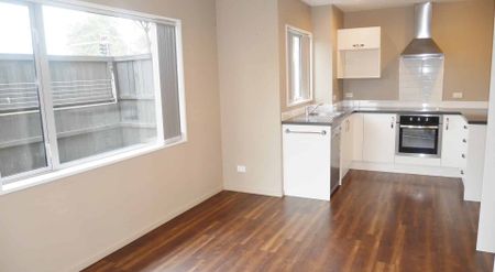 ADDINGTON - 4 BEDROOMS & 2 BATHROOMS - CITY TOWNHOUSE - Photo 5