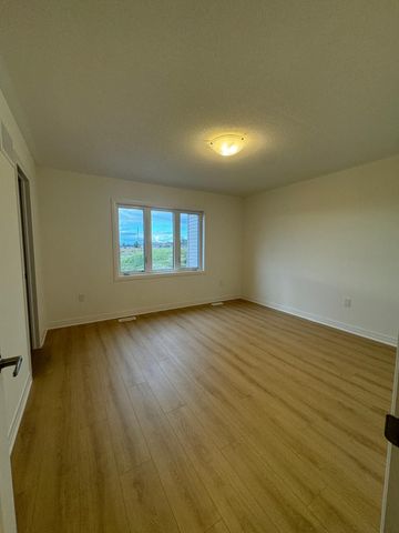 For Lease - 75 Sagewood Avenue, Barrie, Ontario - Photo 3