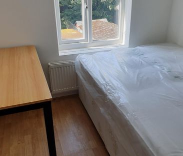 Ashdene Road - Photo 5