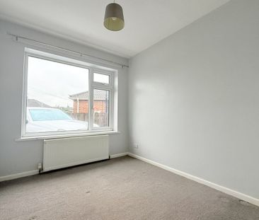 Oak Glade, YORK - Photo 5