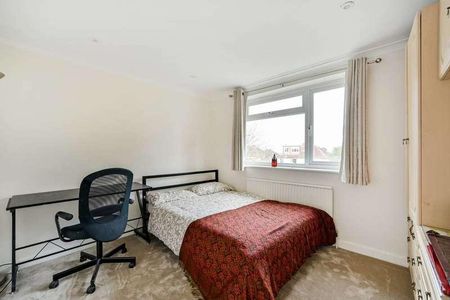 Cleveland Gardens, Worcester, KT4 - Photo 5