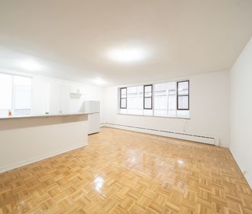 For Lease - 77 Erskine Avenue Unit# 104, Toronto, Ontario - Photo 1