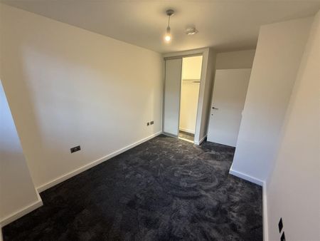 3 Bed Maisonette, Hawthorne Crescent, SE10 - Photo 5