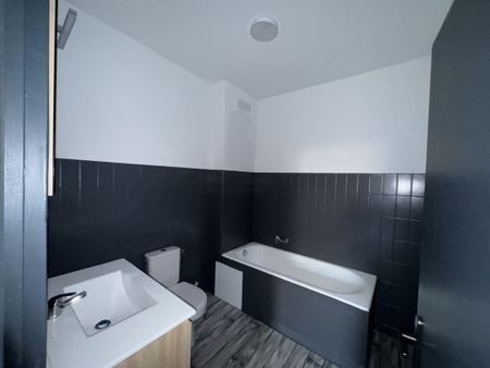 Location Appartement 2 pièces 39m² JOEUF 54240 - Photo 3