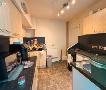 Room For Rent Queen Street, Pontypridd - Photo 3
