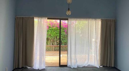 Lovely Three Bedroom Family Home! - Photo 2