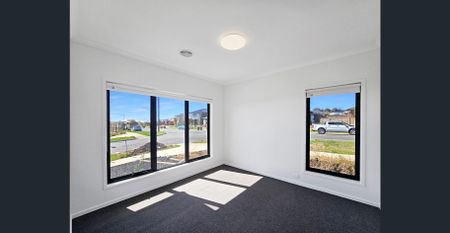 Perfect Family Home! - Photo 4