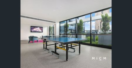 Live in Luxury at Southbank Place! - Photo 4