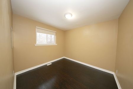 For Lease - 10 Cunard Street, Toronto, Ontario - Photo 2