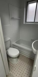 LEASE TRANSFER - STUDIO - 5 MINS FROM JEAN TALON METRO - ALL UTILITIES INCLUDED - $1025/M - Photo 4