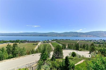 4 bed/3 bath West Kelowna - Photo 4