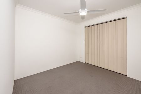 3 x 1 home - Photo 2