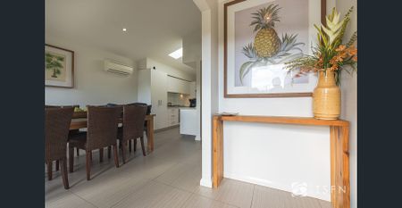 FULLY FURNISHED - AVAILABILE FROM NOVEMBER 2025 - Photo 4