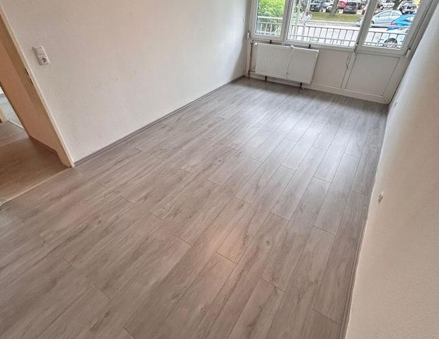 Moderne 3-Zimmer-Wohnung mit Balkon in Mönchengladbach - Foto 1