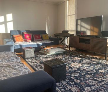 3 Bed Penthouse, Town Meadow, TW8 - Photo 3