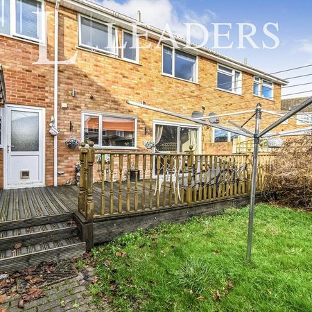 1 bedroom in a house share to rent - Photo 4