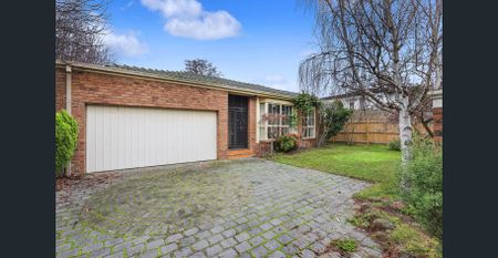 Elegant Living in the Heart of Brighton East - Photo 5