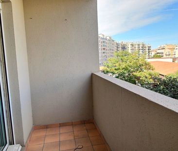Appartement à louer 2 pièces • Marseille 6 - Photo 4