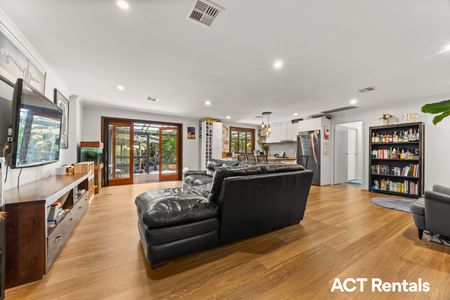 29 McConnell Crescent, Kambah ACT 2902 - House For Rent | Domain - Photo 2