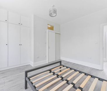 5 bedroom terraced house to rent - Photo 3