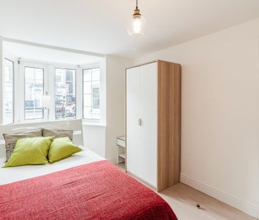 Room in a Shared House, Saint James's Road, CR0 - Photo 1