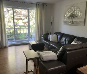 À Qui La Chance! Grand 3 1/2 à Louer - Photo 2