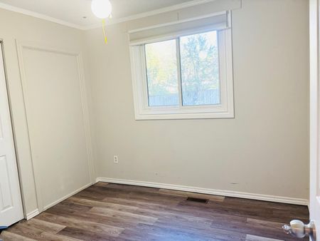 For Lease - 46 MONMORE Road, London North, Ontario - Photo 3