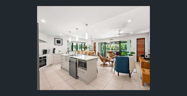 Luxury Oceanfront Living- Yorkey's Knob! - Photo 1