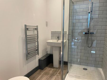 1 bedroom apartment to rent - Photo 2