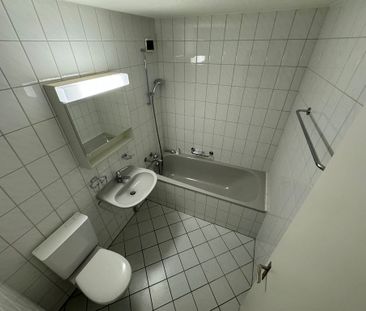 2 1/2-Zimmerwohnung, 2. Stock rechts - Photo 3