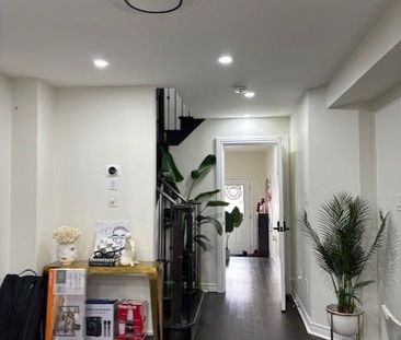 For Lease - 106 Whitefoot Crescent, Ajax, Ontario - Photo 4