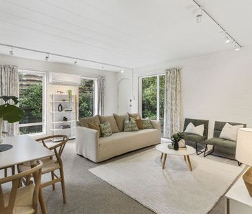 An urban sanctuary in the heart of Epsom - Photo 4