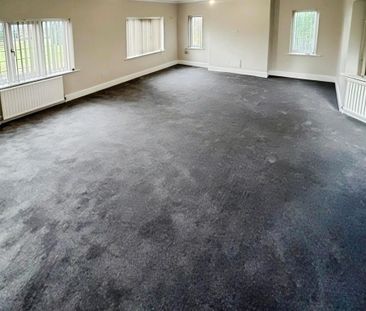 3 bedroom detached house to rent - Photo 2