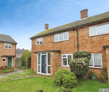 3 bed Semi-detached in Plume Avenue , Colchester, CO3 4PQ - Photo 2