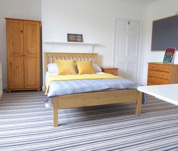 6 bedroom house to rent - Photo 3