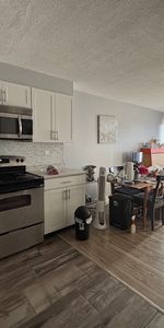 420 Parkdale Ave - Photo 4