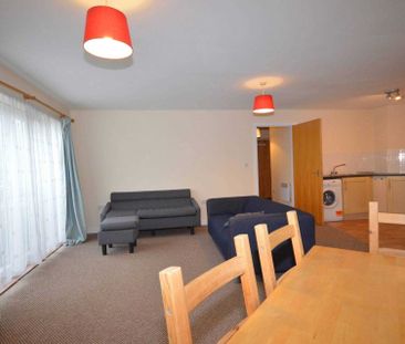 Foxglove Path, Riverside - Photo 2