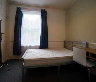 5 Bryn Teg Terrace - Photo 3